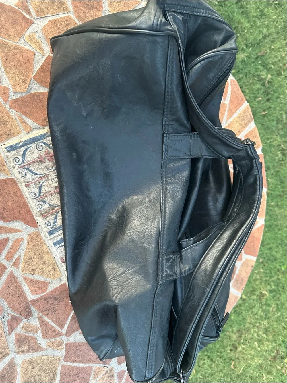 Wilson sturdy compartment main